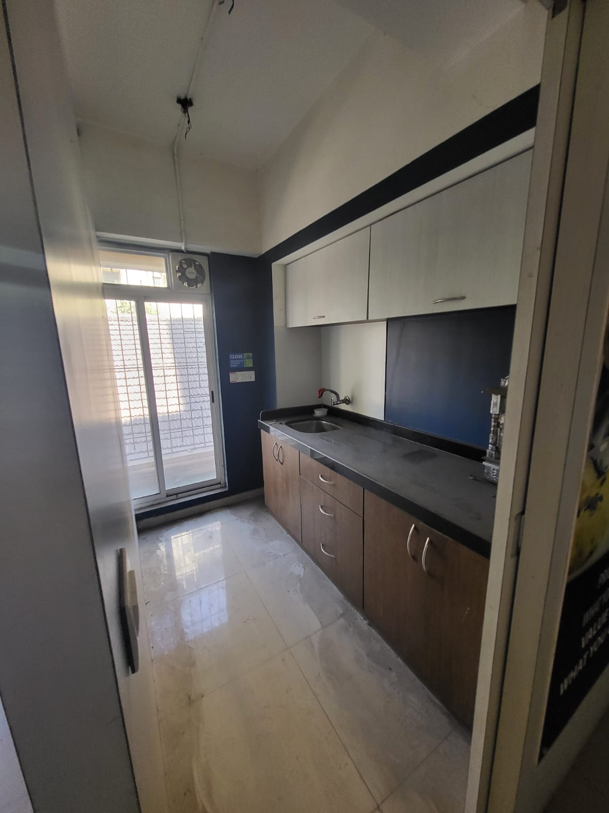 Commercial Office in Thane west