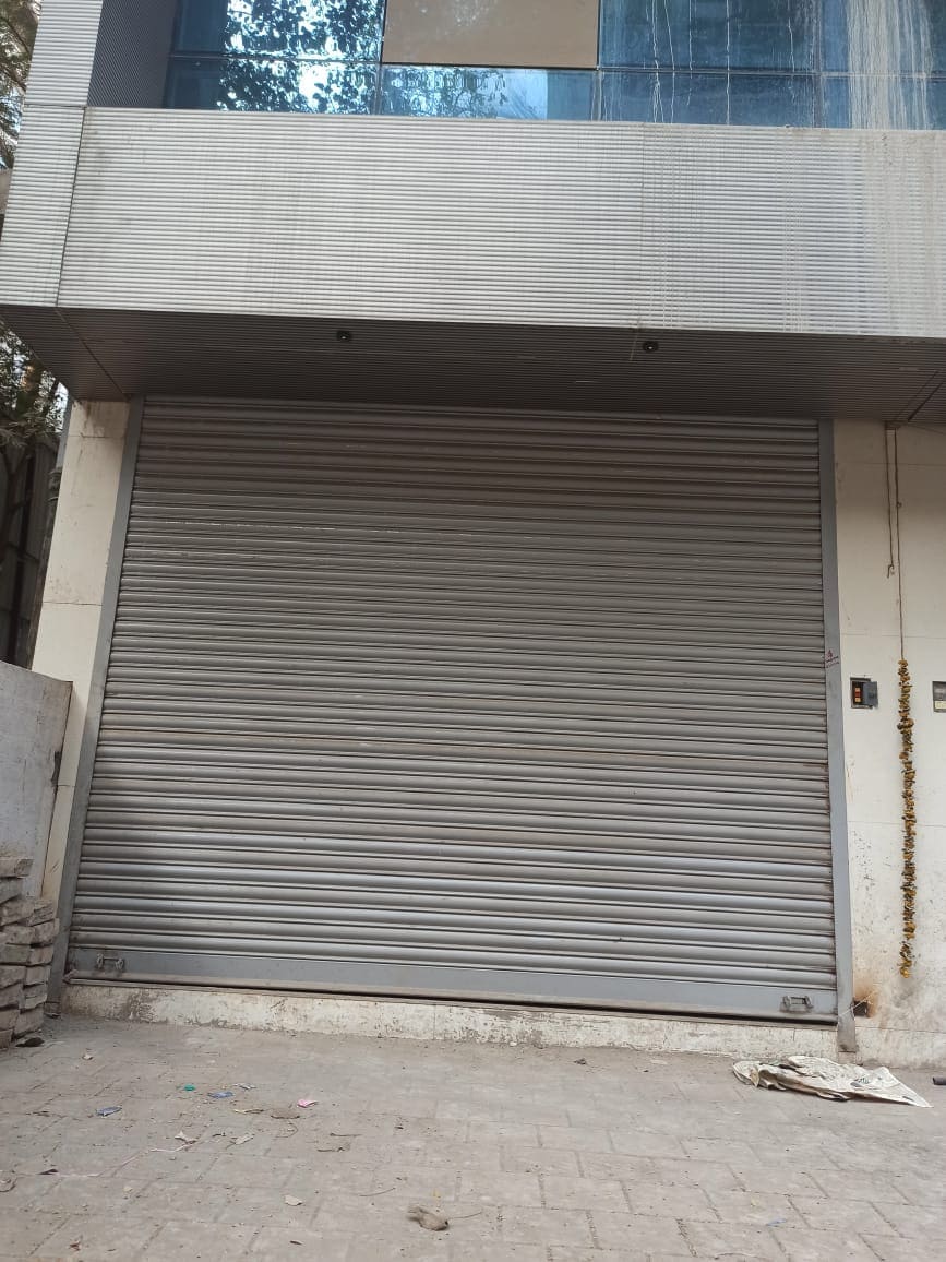 Commercial Shop space for Sale in Kandivali West